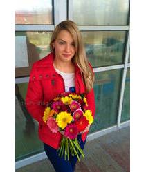 Delivery lilies bouquet