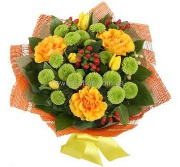 Розы Голд СФинкс, Филинг Грин, тюльпаны, оранжевая упаковка