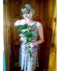 White and pink bouquet of roses delivered in Hust