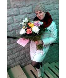 Mixed bouquet sent to Kiev