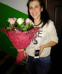 Delivery bouquet of roses Bouquet of white and pink roses with delivery to Lutsk