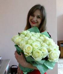 Bouquet of white roses delivered to Energodar