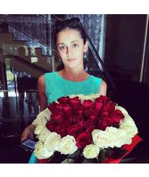 Bouquet of roses-heart delivery in Dneprodzerzhinsk