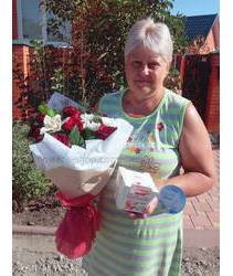 Flowers and Raffaello delivered in Lviv Delivery to Lviv congratulatory bouquet and chocolates