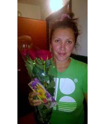 Delivery of the bouquet of red roses to Shostka