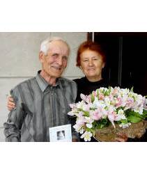 Flowers made in Chortkiv Congratulations on your wedding day in Chortkiv