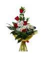 Букет с розами и хризантемами, аспидострой, салалом, упакованный в сизаль